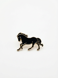 Prendedor Caballo Negro Contorno Dorado